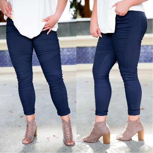 ✨LAST✨PLUS Navy Moto Leggings - Picture 2 of 4